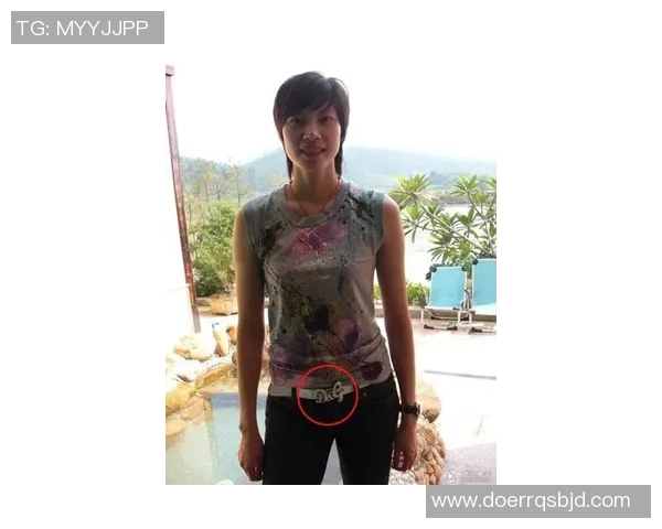 足球明星们的奢华生活LV包包背后的故事与时尚魅力